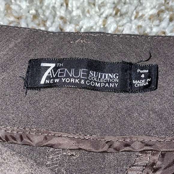 NEW YORK & COMPANY 7th Avenue Suiting Collection Brown Pants Size 4 Petite - Picture 3 of 8